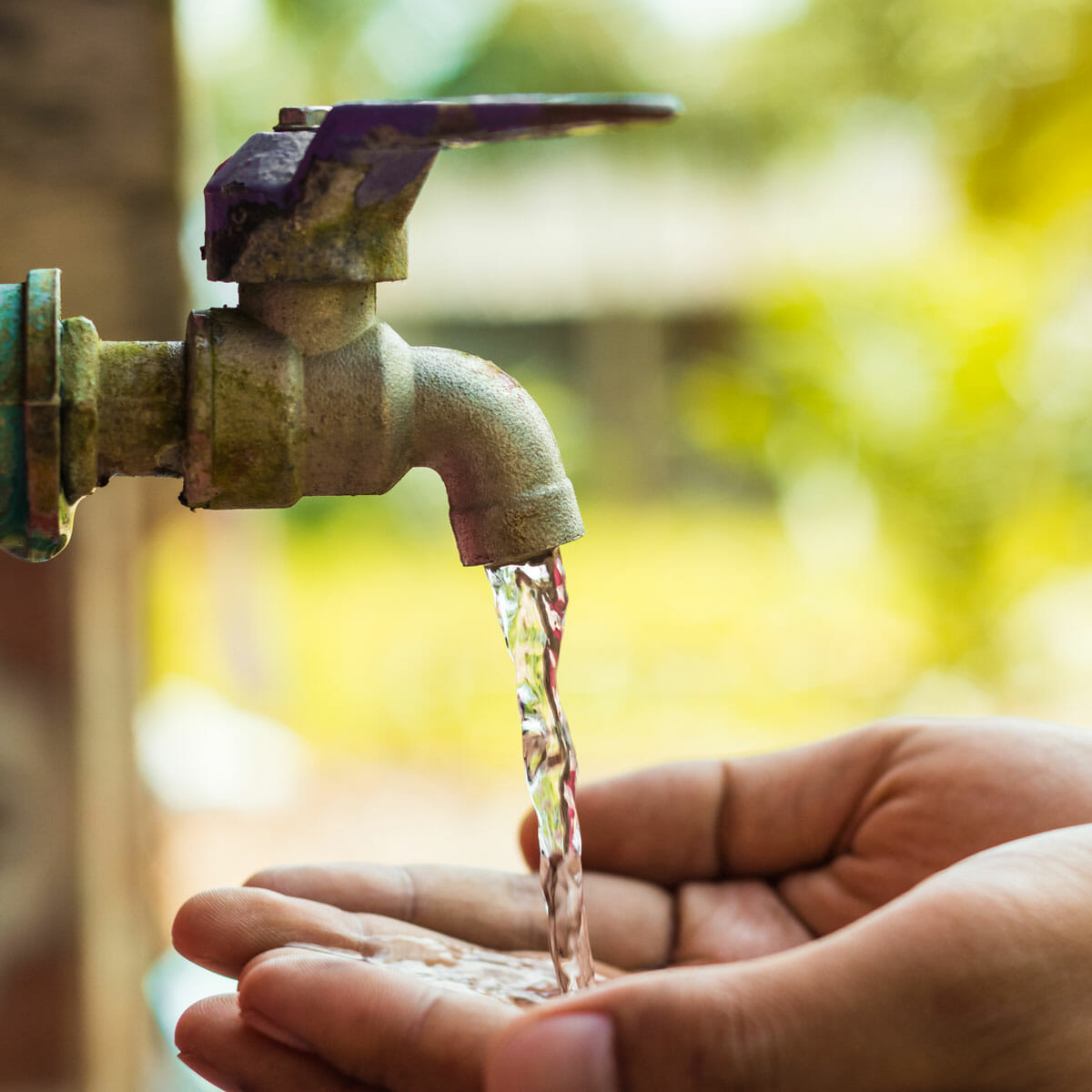 DAVEY_Filtration-D-shutterstock_588910715_1200-feat Davey